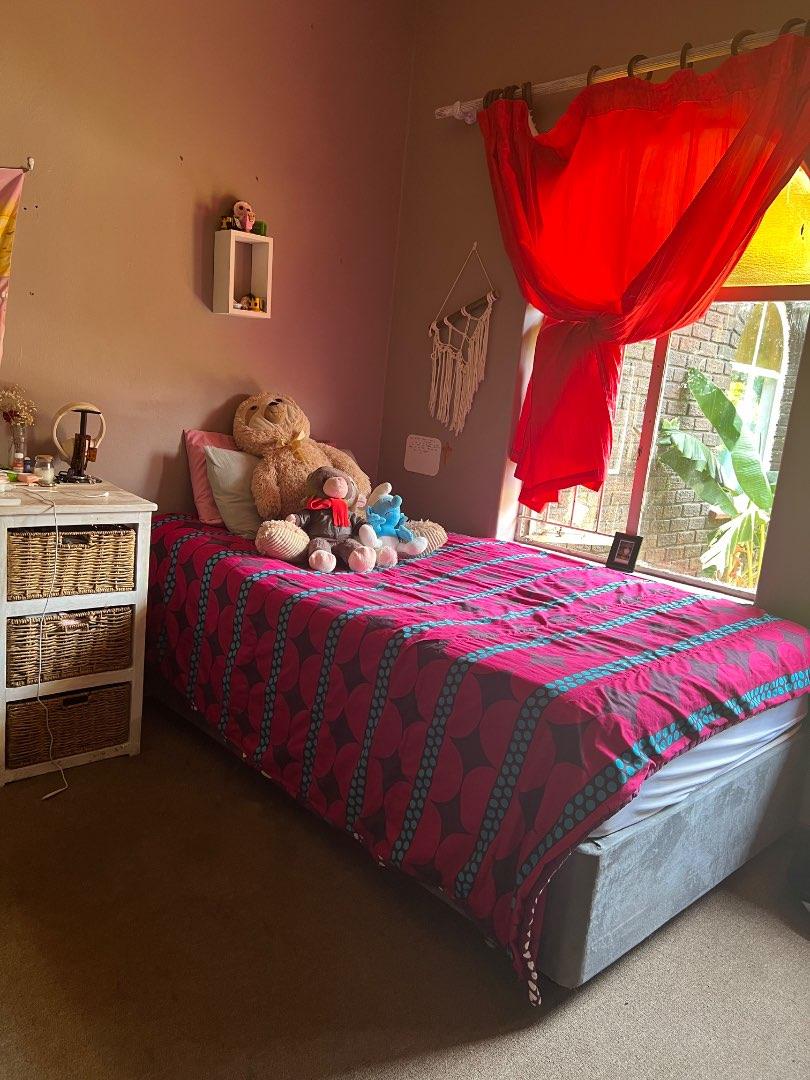 5 Bedroom Property for Sale in Elandsrand North West